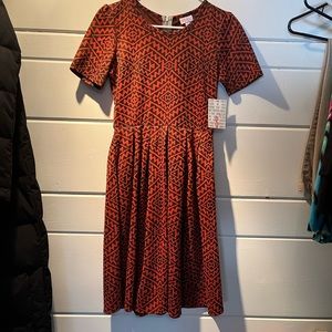BNWT Lularoe Amelia Dress (POCKETS)